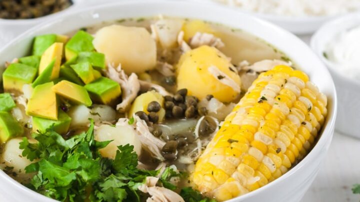 For almost 200 years, a few chosen places have offered the same Ajiaco recipes. Corn and chicken combine in a mild, creamy broth that soothes you from within.