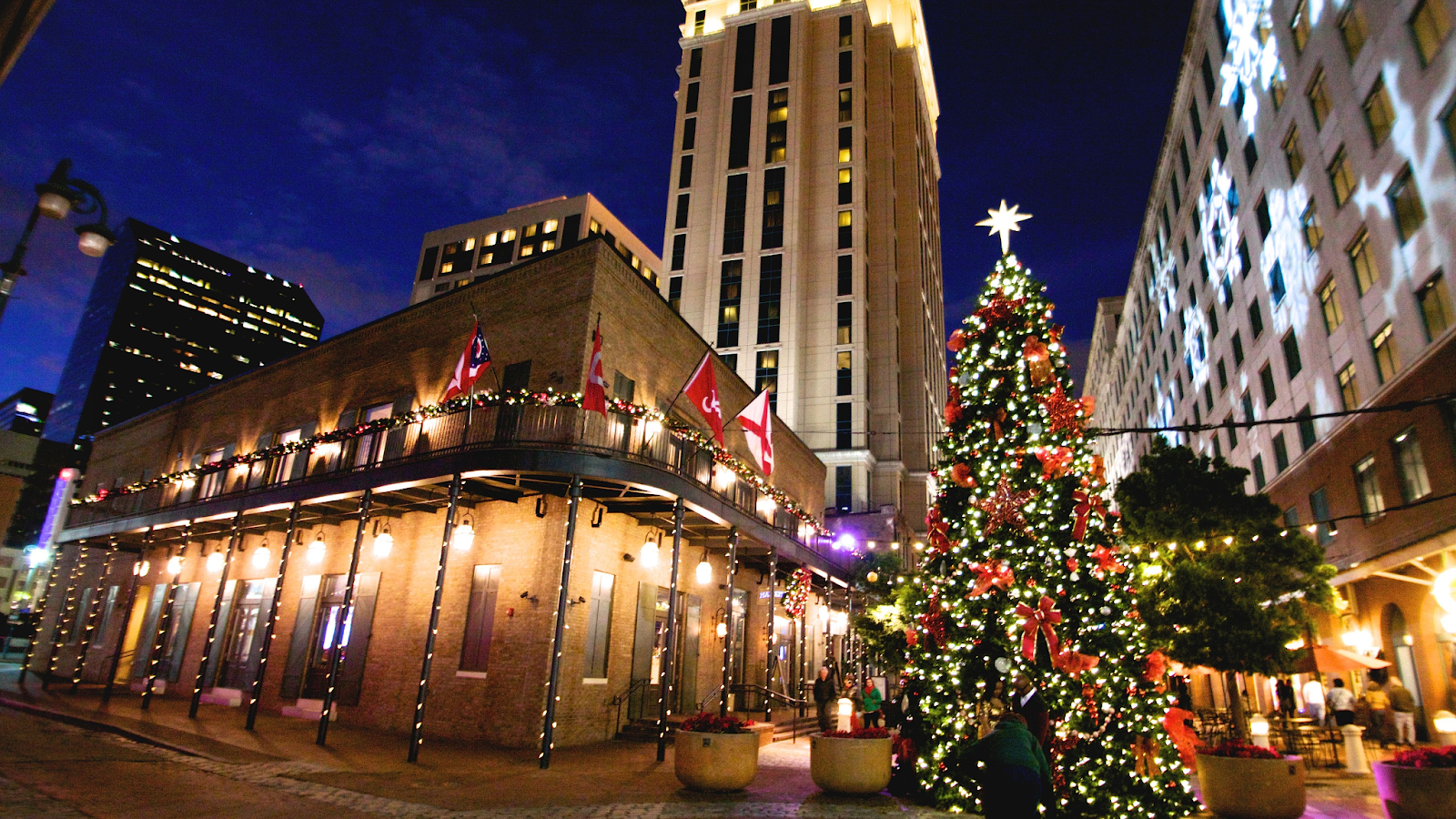 The weather in New Orleans in December is pretty mild. - TripSavvy