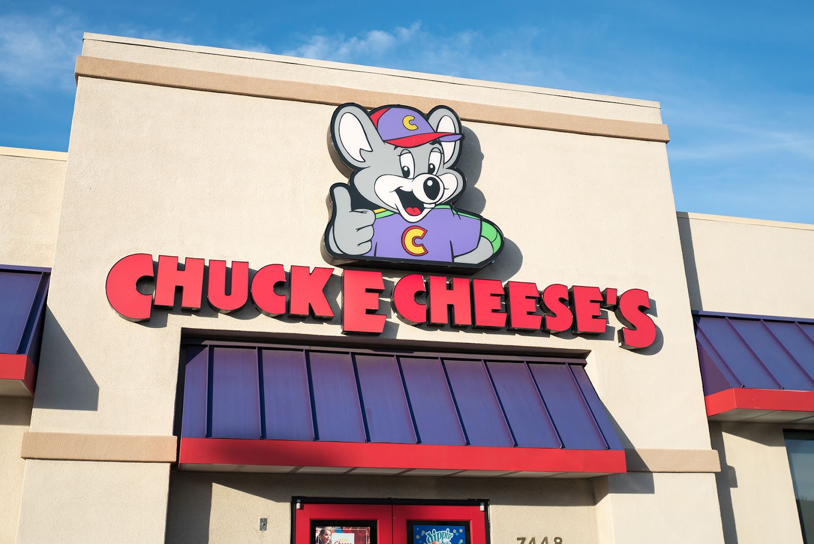Chuck E Cheese Chain