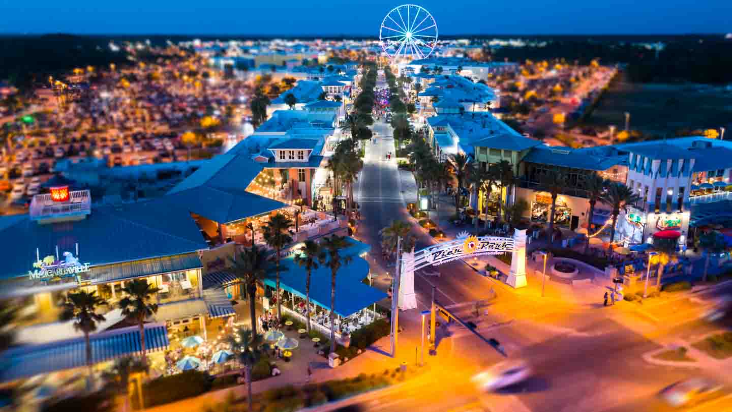 Pier Park, with its broad range of stores and facilities such as I Tootsie's Orchid Lounge or IMAX cinema, is among the top locations to go shopping in Panama City Beach.